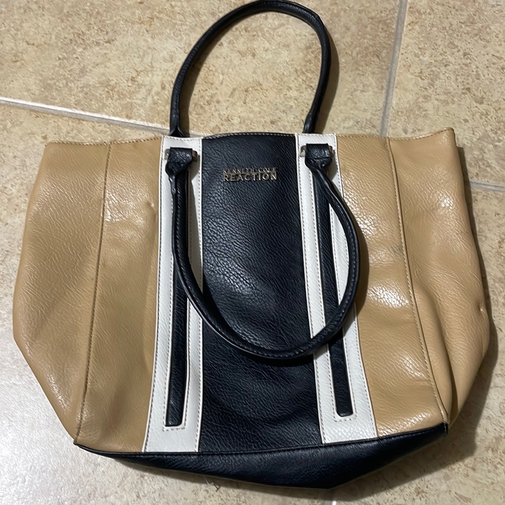 Kenneth Cole- Reaction bag
